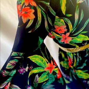 Light summer dress (above the knee)